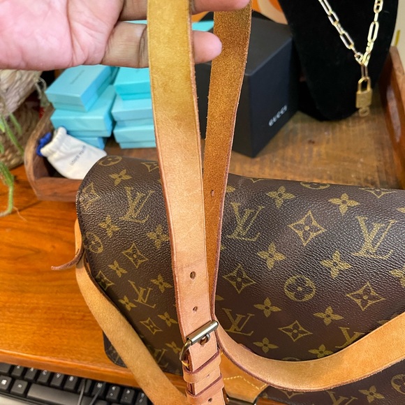 Authentic Vintage Louis Vuitton Monogram Crossbody Cartouchiere - Picture 13 of 15